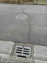 道路の亀裂