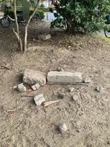 瓦礫が溜まってきています