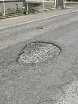 道路陥没修復依頼